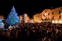 Visuel du sapin illuminé de Megève.