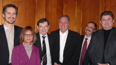 De gauche à droite : Olivier Gourio (Malamok), Annick Cros, Bertrand Lecourt, Laurent Duc, Gaëtan Bisson (consultant) et Thierry Grégoire. De gauche à droite : Olivier Gourio (Malamok), Annick Cros, Bertrand Lecourt, Laurent Duc, Gaëtan Bisson (consultant) et Thierry Grégoire.
