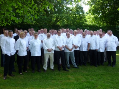Les chefs de cuisine restaurateurs d'Alsace étaient rassemblés à l'Hostellerie des Châteaux à Ottrott. Les chefs de cuisine restaurateurs d'Alsace étaient rassemblés à l'Hostellerie des Châteaux à Ottrott.