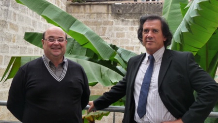 Gérard Guy et Bertrand Riou dans l'enceinte du Tribunal adminstratif de Bordeaux.