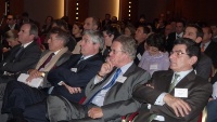 de gche à droite : Gérard Bohélay, président des buralistes d'Ile de France, Maître Jean-Claude Bouchard, Bruno Bazi en charge du développement durable au sein du Synhorcat, Jean-Pierre Chedal, président des restaurateurs et Robert Vidal, président des cafés brasseries.