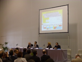 De g. à d. : Alain Henriet, inspecteur général (groupe économie et gestion), Denis Herrero, inspecteur de l'Education Nationale enseignement technique économie gestion et hôtellerie restauration, Agnès Vaffier, présidente de l'Aflyht, et Christian Navet, président de la 17e CPC et de l'Upih.