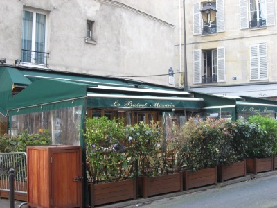 Le bistrot Mazarin (Paris, VIe). Le bistrot Mazarin (Paris, VIe).