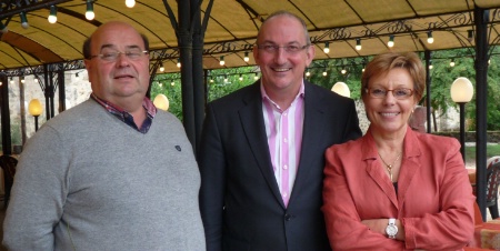 Gérard Guy, Jean-Luc et Annie Madec. Gérard Guy, Jean-Luc et Annie Madec.
