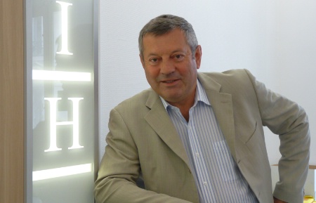 Roland Héguy, président national de l'Umih, au siège du syndicat. Roland Héguy, président national de l'Umih, au siège du syndicat.