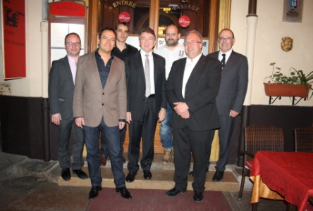 De g à d au premier plan notamment : Pierre Chambon, Bernard Fontanel et Laurent Duc. De g à d au premier plan notamment : Pierre Chambon, Bernard Fontanel et Laurent Duc.