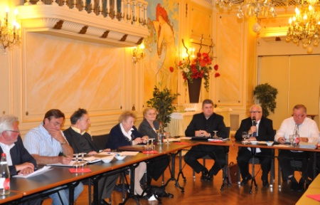 Réunis à Valenciennes, les représentants de sept secteurs ont posé les bases de la nouvelle Umih Nord. Réunis à Valenciennes, les représentants de sept secteurs ont posé les bases de la nouvelle Umih Nord.