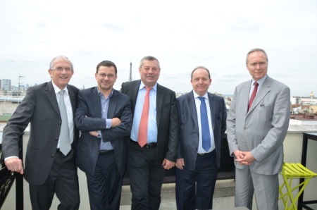De g. à d : Hervé Bécam, vice-président de l'Umih, Vincent Leroux, Roland Héguy, Thierry Amirault et Jacky Derain. De g. à d : Hervé Bécam, vice-président de l'Umih, Vincent Leroux, Roland Héguy, Thierry Amirault et Jacky Derain.