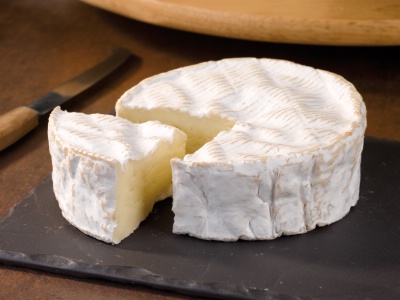 Le camembert normand AOP fait partie des fleurons locaux. Le camembert normand AOP fait partie des fleurons locaux.
