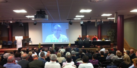 l'amphitéâtre de la Maison de l'Economie de la CCI de Besançon a fait salle comble. Franck Veryer, président de la Fagiht Ile de la Réunion, a évoqué en duplex l'avenir de son territoire.