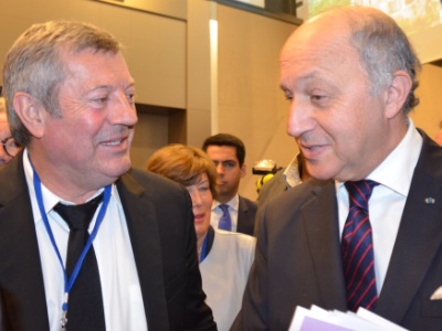 Roland héguy et Laurent Fabius au terme des Assises du tourisme. Roland héguy et Laurent Fabius au terme des Assises du tourisme.