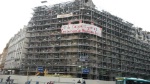 Le chantier de l'hôtel Lutetia occupé par des manifestants