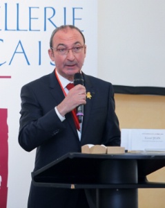 Michel Hermet et les responsables de l'UDSF vont donner un nouvel élan à leur Union. Michel Hermet et les responsables de l'UDSF vont donner un nouvel élan à leur Union.