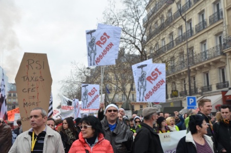Des artisans et commerçant à bout de nerfs face aux dysfonctionnements du RSI.