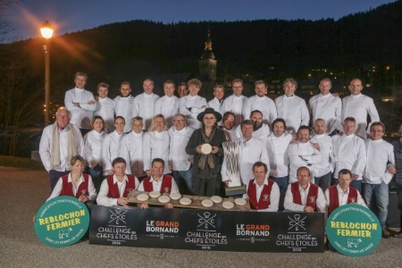 Les chefs étoilés ont pu découvrir le reblochon fermier des producteurs du Grand Bornand.