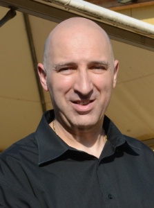 Serge Gaillard. Serge Gaillard.