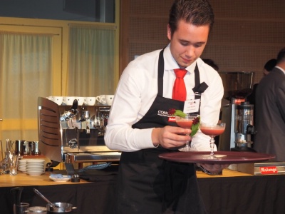 Julien Raussin mercredi lors de l'épreuve de cocktail signature.