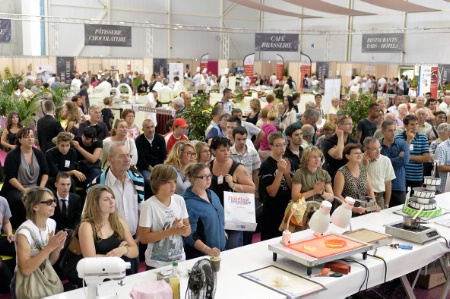 Le Carrefour des métiers de bouche à Niort réunira plus de 400 exposants et 30 000 visiteurs. Le Carrefour des métiers de bouche à Niort réunira plus de 400 exposants et 30 000 visiteurs.
