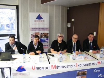 Le bureau de l'Umih 28 avec, au centre, sa présidente, Chantal Mauduit. Le bureau de l'Umih 28 avec, au centre, sa présidente, Chantal Mauduit.