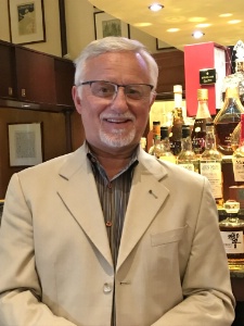Le nouveau président de l'ABF veut réveiller la belle endormie. Le nouveau président de l'ABF veut réveiller la belle endormie.