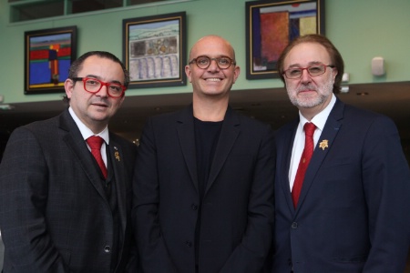 Fabrice Sommier (directeur des concours de l'UDSF), Boris Provost (EquipHotel) et Philippe Faure-Brac (président de l'UDSF) ont validé leur partenariat en novembre dernier. Fabrice Sommier (directeur des concours de l'UDSF), Boris Provost (EquipHotel) et Philippe Faure-Brac (président de l'UDSF) ont validé leur partenariat en novembre dernier.