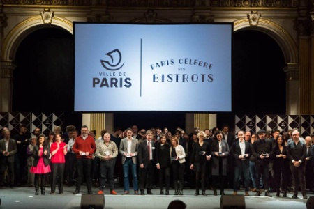 Tapis rouge pour les bistrots parisiens. Une fois n'est pas coutume... Tapis rouge pour les bistrots parisiens. Une fois n'est pas coutume...