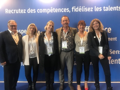 De g à d, les membres du GNI Paca à Nantes : Daniel Minéo et Sandra Le Pennec (pour le pays Mentonnais), Stéphanie Dehulster, Jean-Charles Ruggia, Christiane Thibault et Alexia Amaudru. De g à d, les membres du GNI Paca à Nantes : Daniel Minéo et Sandra Le Pennec (pour le pays Mentonnais), Stéphanie Dehulster, Jean-Charles Ruggia, Christiane Thibault et Alexia Amaudru.