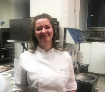 Émilie Piga, remporte le trophée d'or 2020 du 6e concours Aoste Professionnel, dans la catégorie professionnels. Émilie Piga, remporte le trophée d'or 2020 du 6e concours Aoste Professionnel, dans la catégorie professionnels.