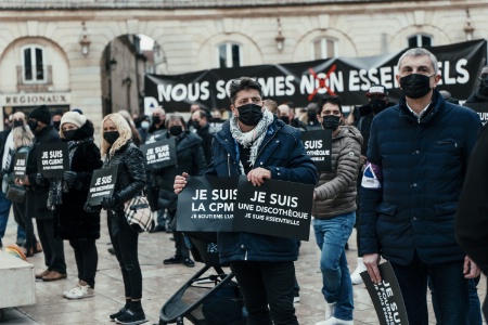 Plus de 450 ont participé à cette manifestation statique.