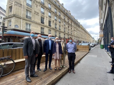 Mercredi 30 juin, les ministres ont participé à une table ronde sur l'insertion. A leurs côtés notamment, Vincent Sitz (GNI), Franck Delvau (Umih) et Kieran Loughney qui emploie des personnes issues de l'insertion. Mercredi 30 juin, les ministres ont participé à une table ronde sur l'insertion. A leurs côtés notamment, Vincent Sitz (GNI), Franck Delvau (Umih) et Kieran Loughney qui emploie des personnes issues de l'insertion.