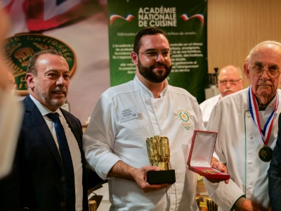 Maxime Ollivier remporte le concours Toque d'or pâtisserie et le prix entremets.