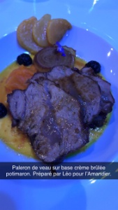 Paleron de veau sur une base de crème brulée de potimarron.