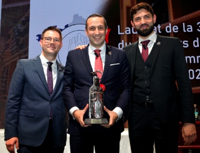 Avec son trophée, le vainqueur Xavier Thuizat, entouré par les finalistes Mikael Grou et Pierre Vila Palleja. Avec son trophée, le vainqueur Xavier Thuizat, entouré par les finalistes Mikael Grou et Pierre Vila Palleja.