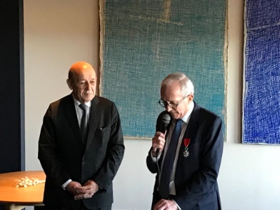 Jean-Yves le Drian (à gauche) et Hervé Bécam.