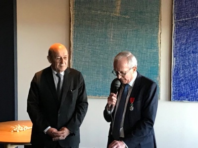 Jean-Yves le Drian (à gauche) et Hervé Bécam. Jean-Yves le Drian (à gauche) et Hervé Bécam.