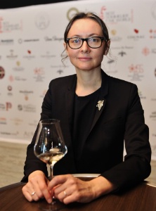 Pascaline Lepeltier dispute la demi-finale du concours du Meilleur sommelier du monde. Pascaline Lepeltier dispute la demi-finale du concours du Meilleur sommelier du monde.