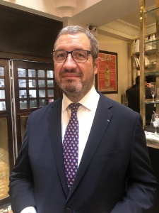 Le risque est que cette baisse de fréquentation vienne porter le coup de grâce à des établissements déjà en difficultés » averti Pascal Mousser, président du GHR-IDF. Le risque est que cette baisse de fréquentation vienne porter le coup de grâce à des établissements déjà en difficultés » averti Pascal Mousser, président du GHR-IDF.